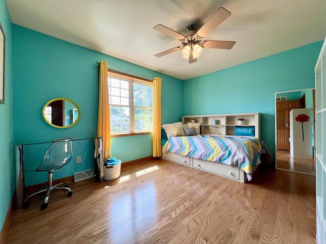 W151N7299 Paseo LANE, Menomonee Falls, WI 53051
