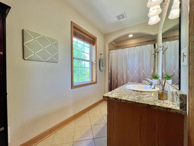W151N7299 Paseo LANE, Menomonee Falls, WI 53051