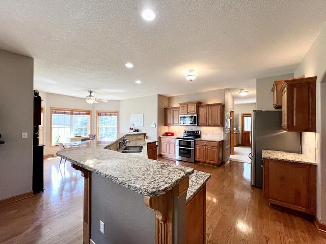 W151N7299 Paseo LANE, Menomonee Falls, WI 53051