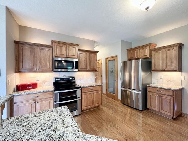 W151N7299 Paseo LANE, Menomonee Falls, WI 53051