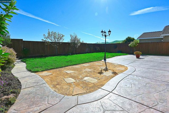 2617 Tampico Dr, Pittsburg, CA 94565