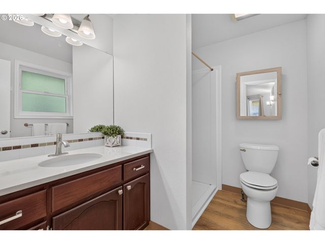 2016 Ne 123RD Ave, Vancouver, WA 98684