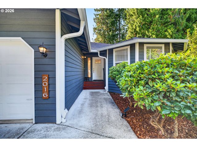 2016 Ne 123RD Ave, Vancouver, WA 98684