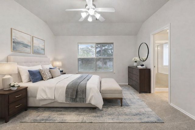 215 W Stedhill Loop, The Woodlands, TX 77384