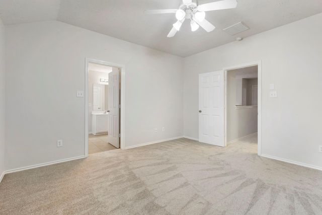 215 W Stedhill Loop, The Woodlands, TX 77384