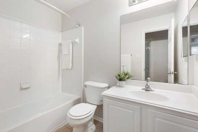 215 W Stedhill Loop, The Woodlands, TX 77384