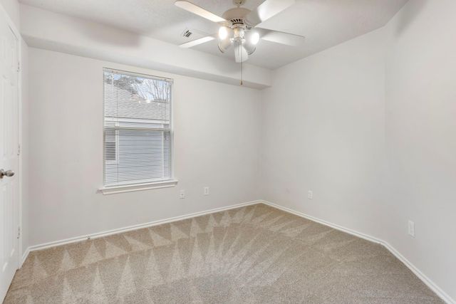 215 W Stedhill Loop, The Woodlands, TX 77384