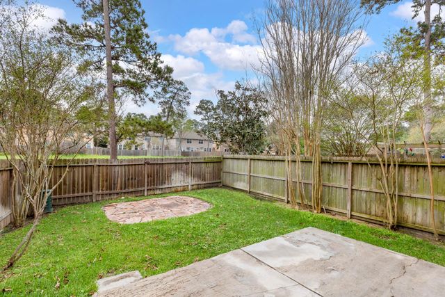 215 W Stedhill Loop, The Woodlands, TX 77384