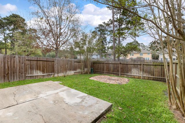 215 W Stedhill Loop, The Woodlands, TX 77384