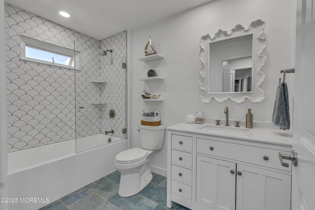 193 Bay Stream Drive, Toms River, NJ 08753