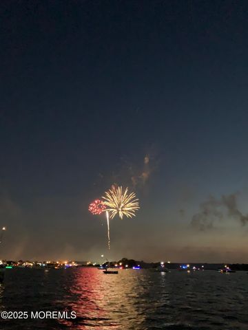 193 Bay Stream Drive, Toms River, NJ 08753