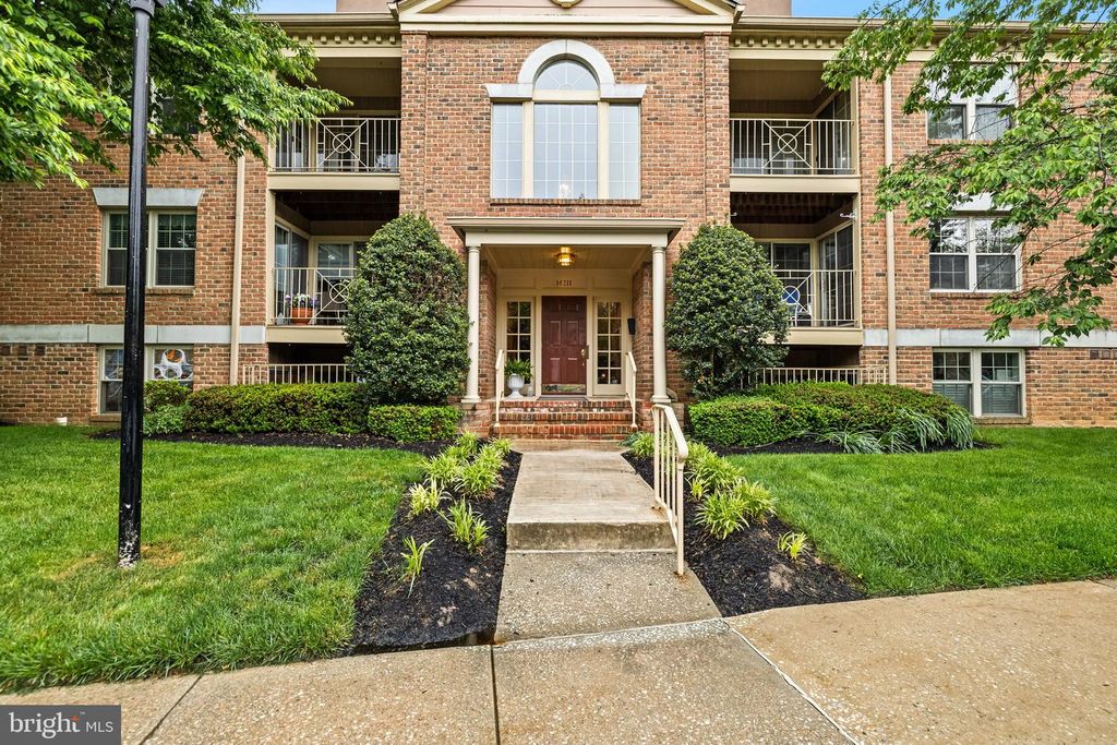 Image 1 of property listing at 14211 QUAIL CREEK WAY #105, Sparks Glencoe, MD 21152