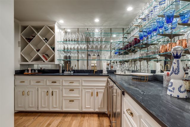 17316 Club Hill Lane, Dallas, TX 75248