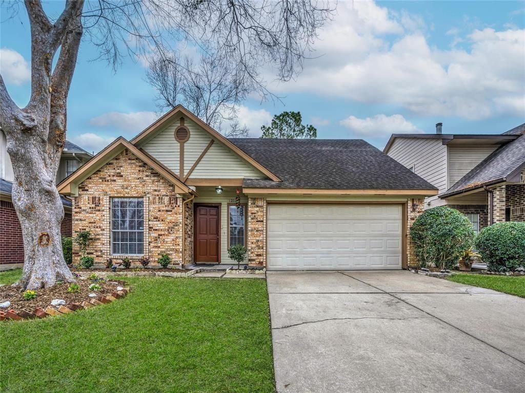 12911 Careywood Drive, Sugar Land, TX 77478