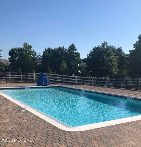 67 Grabowski Drive, Parlin, NJ 08859