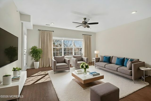 67 Grabowski Drive, Parlin, NJ 08859