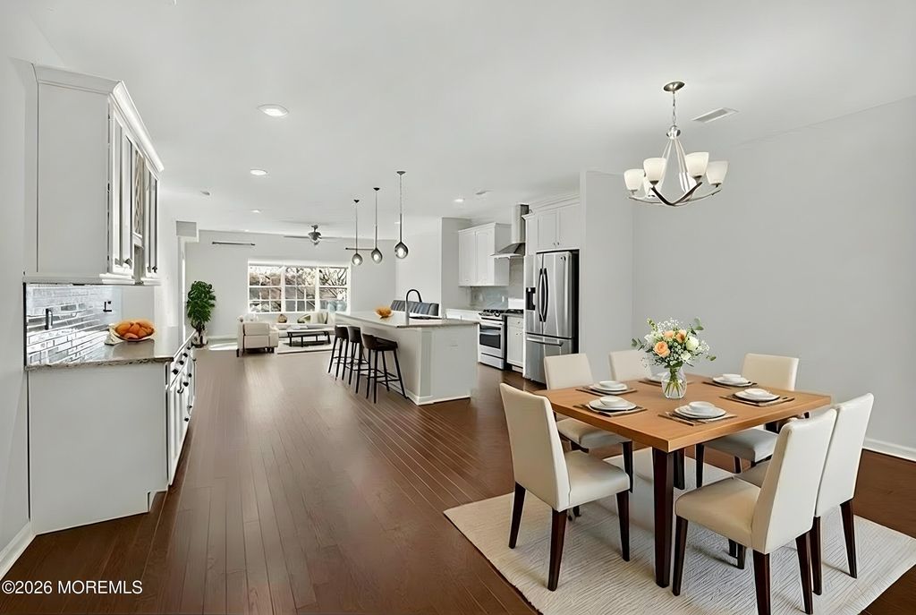 67 Grabowski Drive, Parlin, NJ 08859