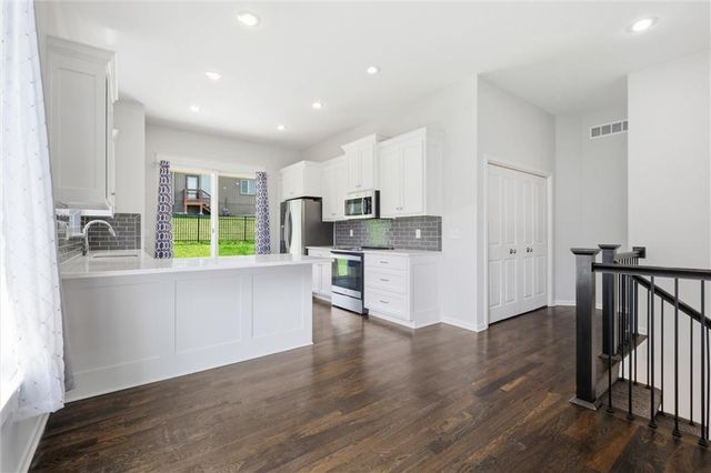 8278 Primrose Street, De Soto, KS 66018
