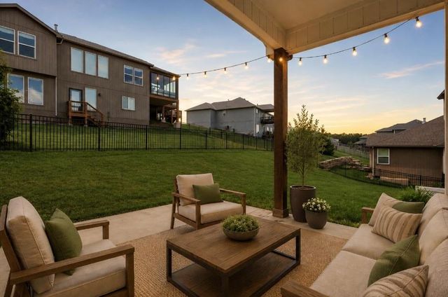 8278 Primrose Street, De Soto, KS 66018