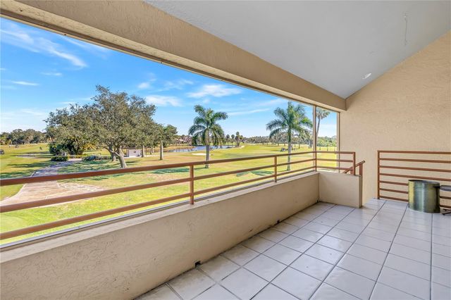 1605 ROYAL PALM DRIVE S A, Gulfport, FL 33707