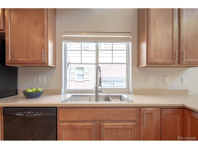24643 E Whitaker Dr, Aurora, CO 80016