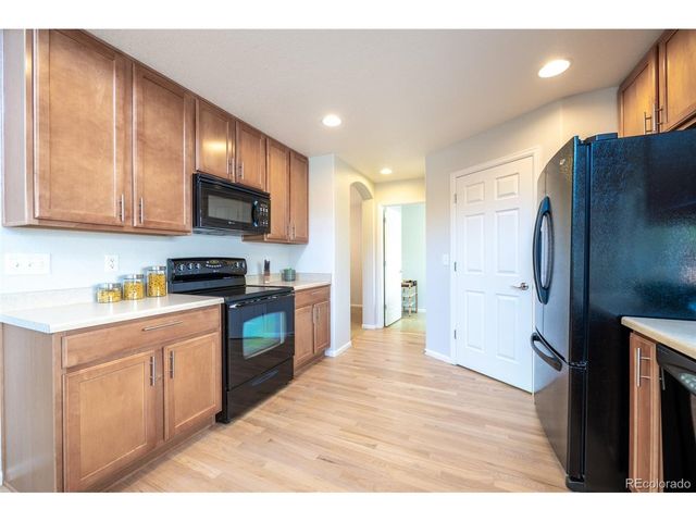 24643 E Whitaker Dr, Aurora, CO 80016