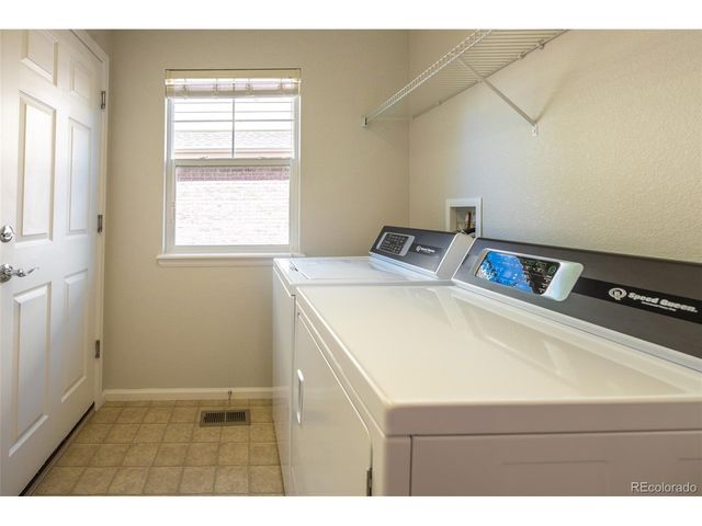 24643 E Whitaker Dr, Aurora, CO 80016