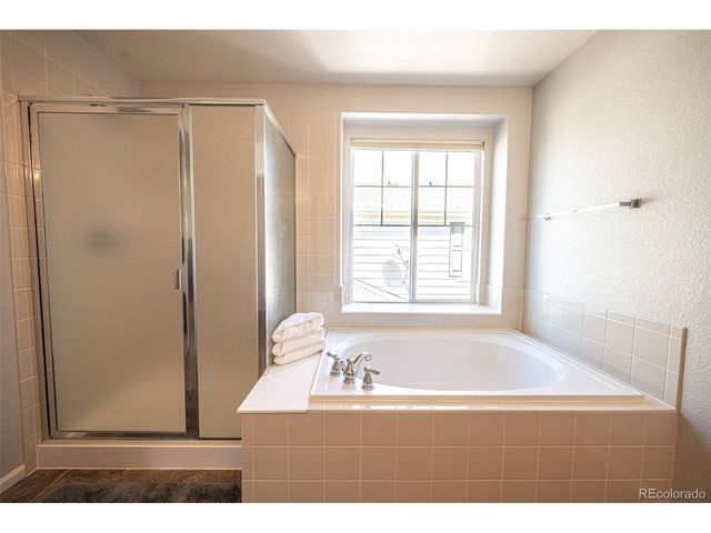 24643 E Whitaker Dr, Aurora, CO 80016
