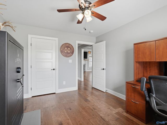 25927 Stef Lane, Athens, AL 35613