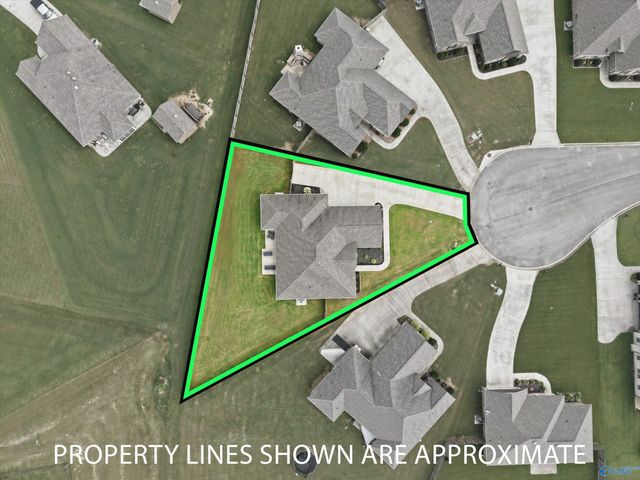25927 Stef Lane, Athens, AL 35613