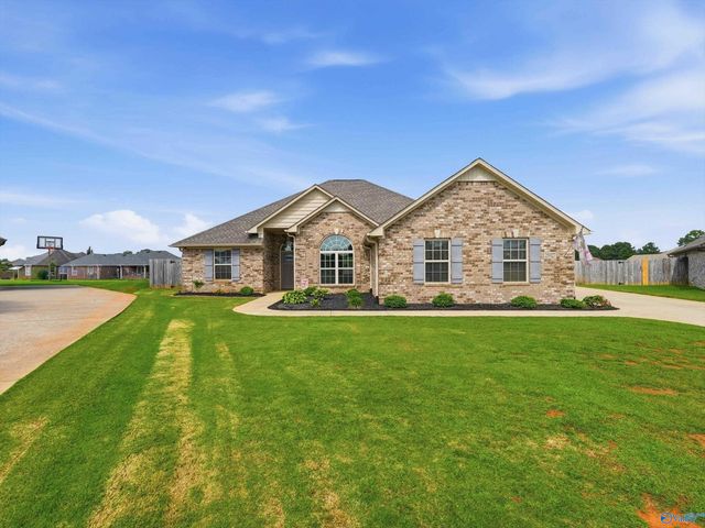 25927 Stef Lane, Athens, AL 35613
