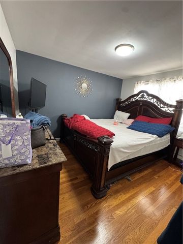 321 Budlong Road, Cranston, RI 02920