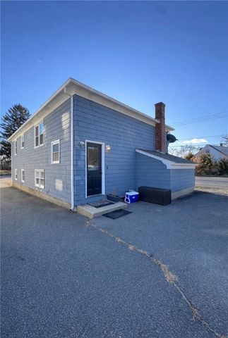 321 Budlong Road, Cranston, RI 02920