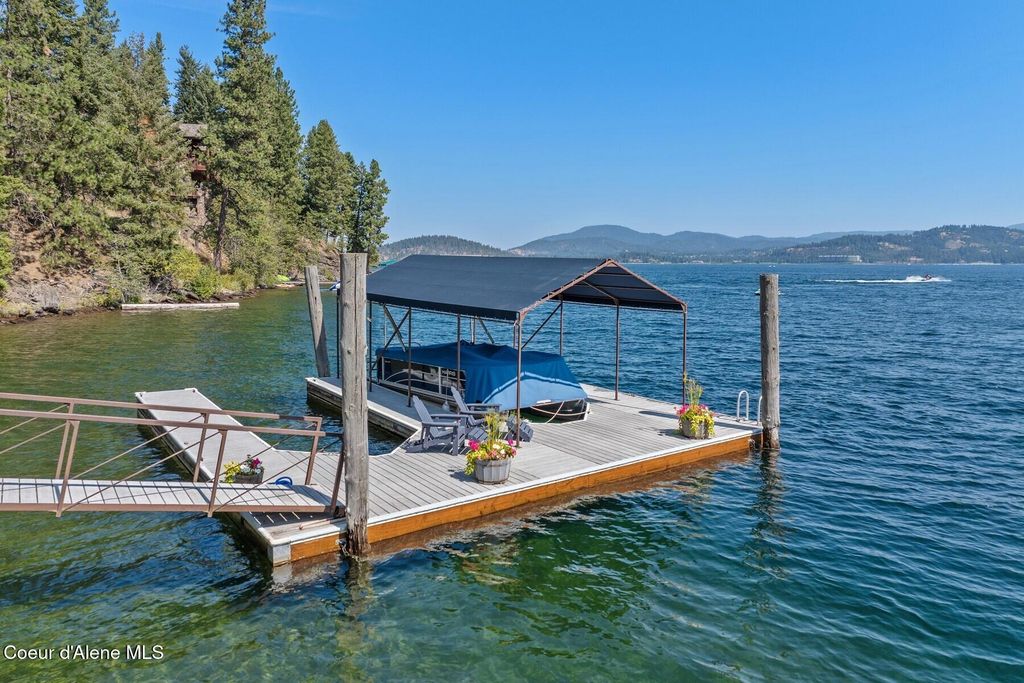 4520 S Threemile Point Rd, Coeur d'Alene, ID 83814 photo 4