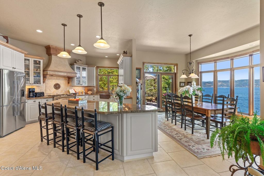 4520 S Threemile Point Rd, Coeur d'Alene, ID 83814 photo 7