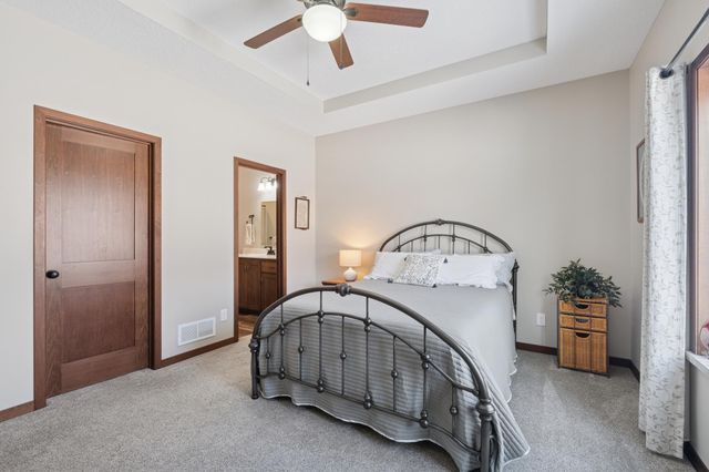 140 9th Avenue NE, Isanti, MN 55040