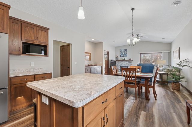 140 9th Avenue NE, Isanti, MN 55040