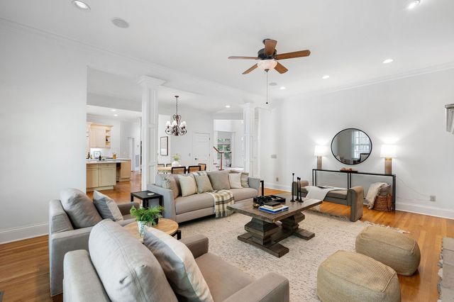 552 Grand Oaks Dr, Brentwood, TN 37027