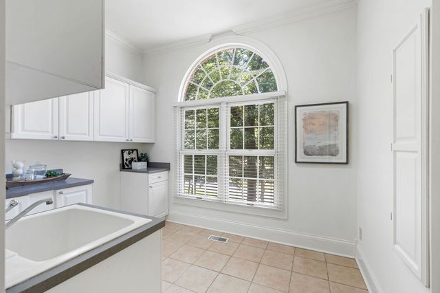 552 Grand Oaks Dr, Brentwood, TN 37027