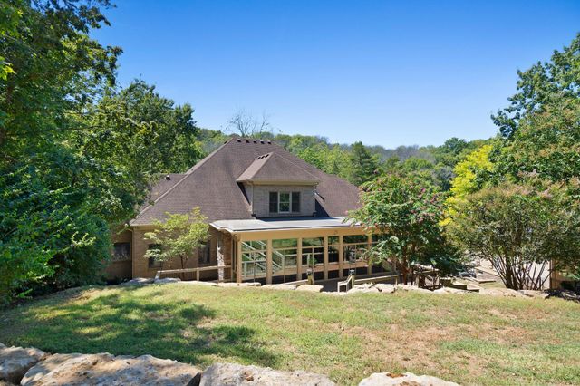 552 Grand Oaks Dr, Brentwood, TN 37027