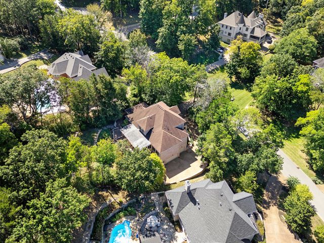 552 Grand Oaks Dr, Brentwood, TN 37027