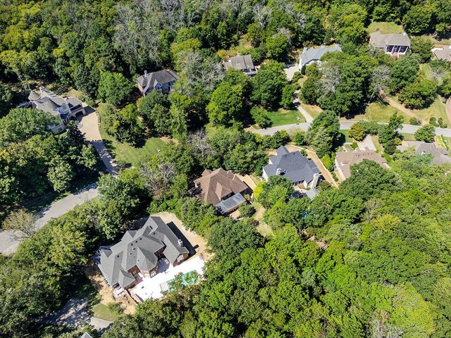 552 Grand Oaks Dr, Brentwood, TN 37027