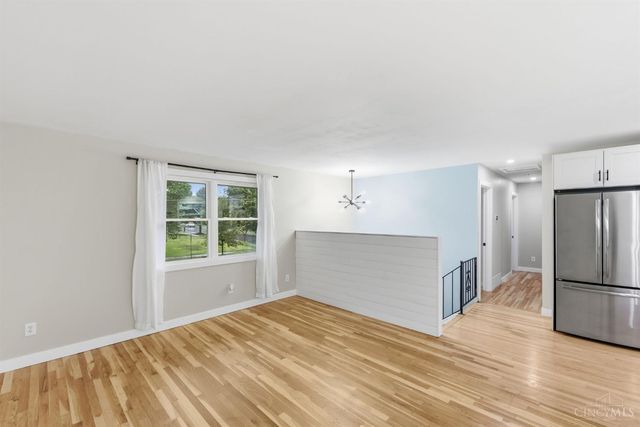 814 Burns Avenue, Wyoming, OH 45215
