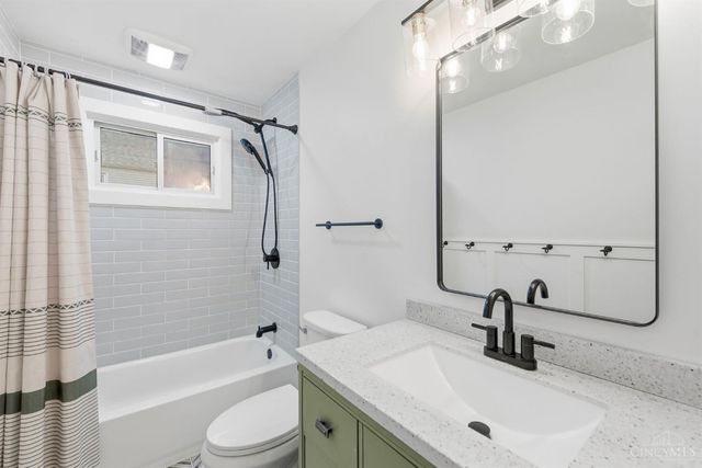 814 Burns Avenue, Wyoming, OH 45215