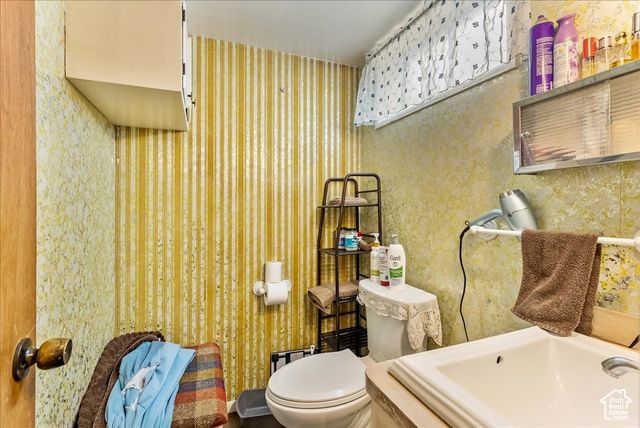 5485 W PAULETTE AVE, West Valley City, UT 84120