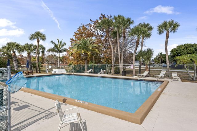 5249 Berwyn Street, Lake Worth, FL 33463