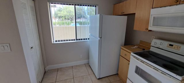 11417 Royal Palm Blvd, Coral Springs, FL 33065