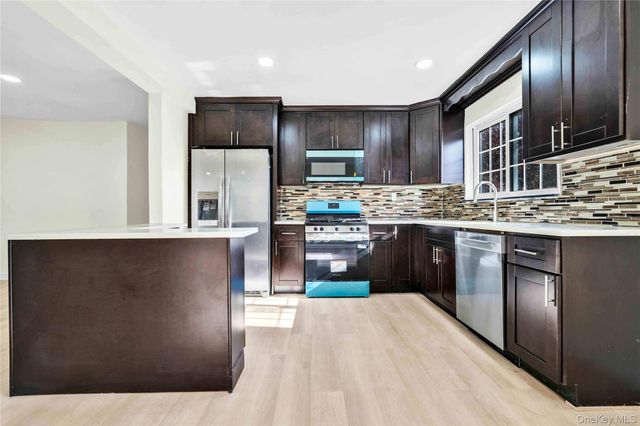 27 Dell Avenue, Mount Vernon, NY 10553