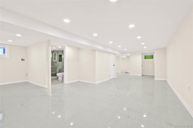 27 Dell Avenue, Mount Vernon, NY 10553