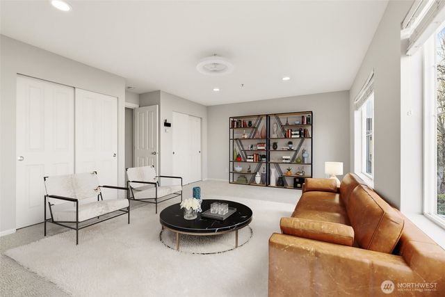 22225 45th Avenue S, Kent, WA 98032